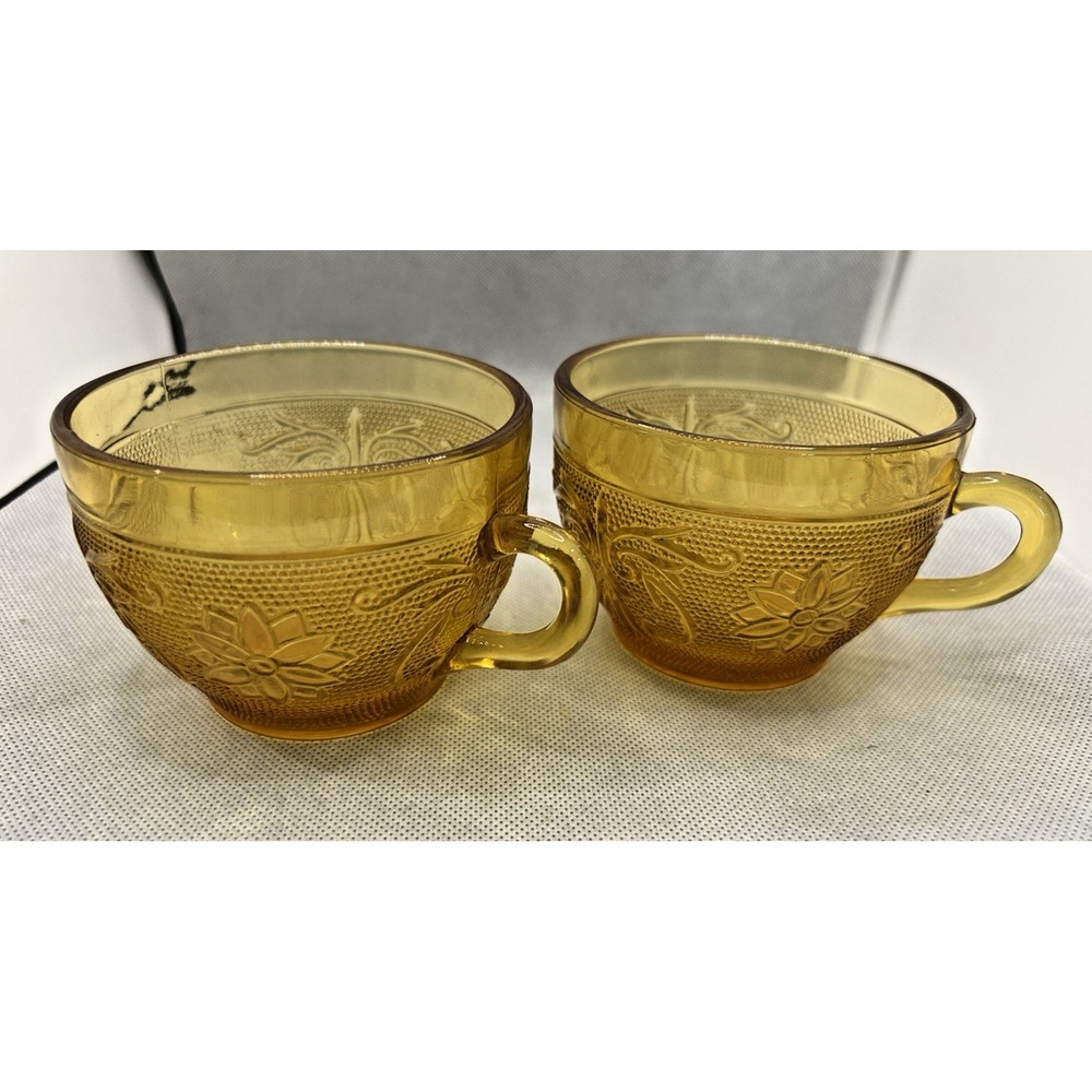 Indiana Depression Amber Tiara Sandwich Glass Tea Cups Poinsettia  ‎ Set Of 2